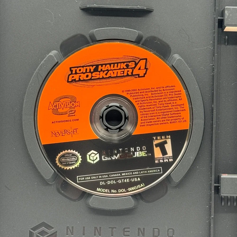 Tony Hawk's Pro Skater 4 Nintendo GameCube Complete CIB Video Game